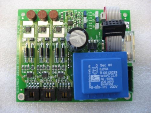 Scheda elettronica con morsettiere
